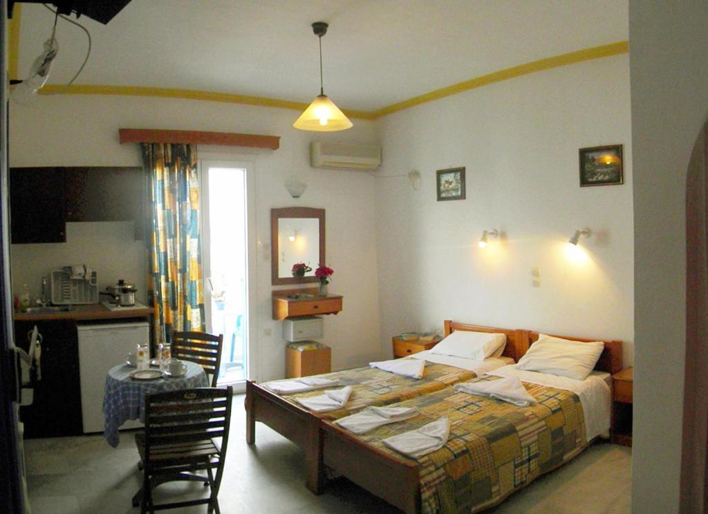 Studios Rea Sun Naxos City Room photo